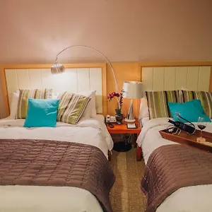 The 3* Jeju