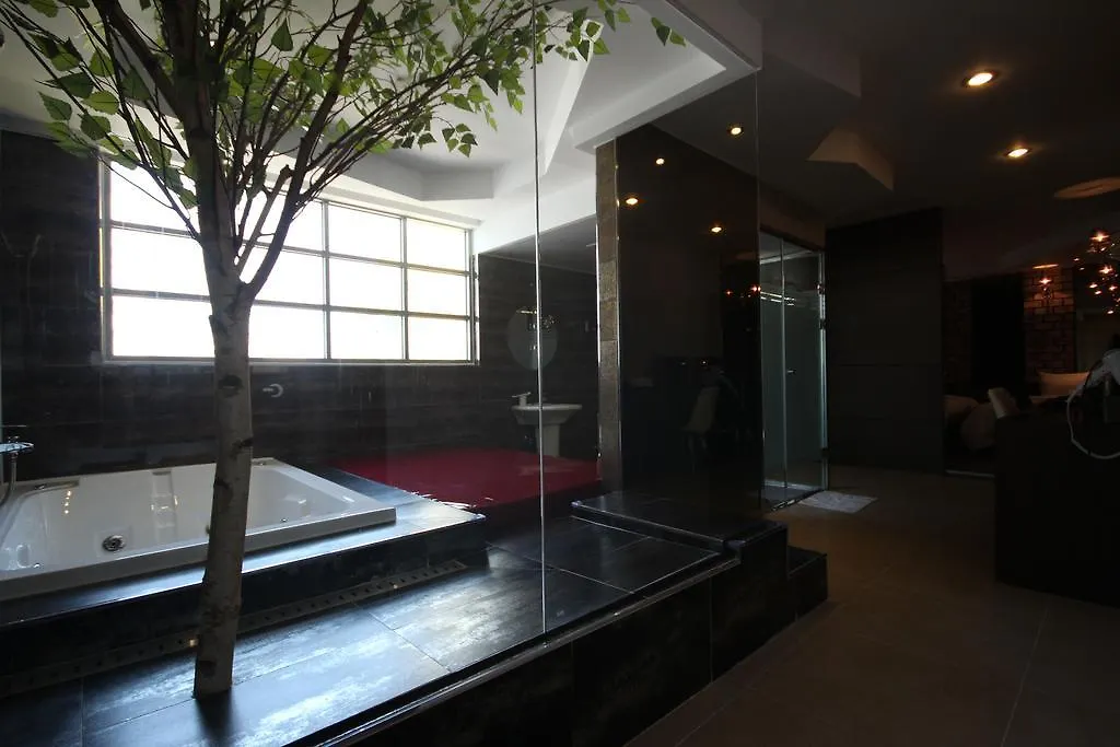 Boutique Hotel Aria Nampo Busan 3*,  South Korea