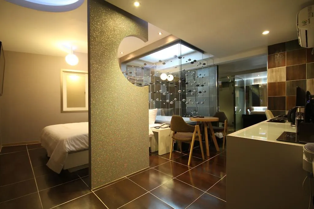 Boutique Hotel Aria Nampo Busan