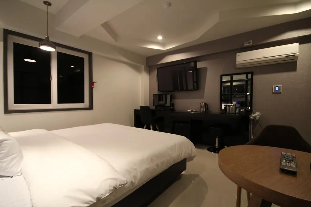 Boutique Hotel Aria Nampo Busan